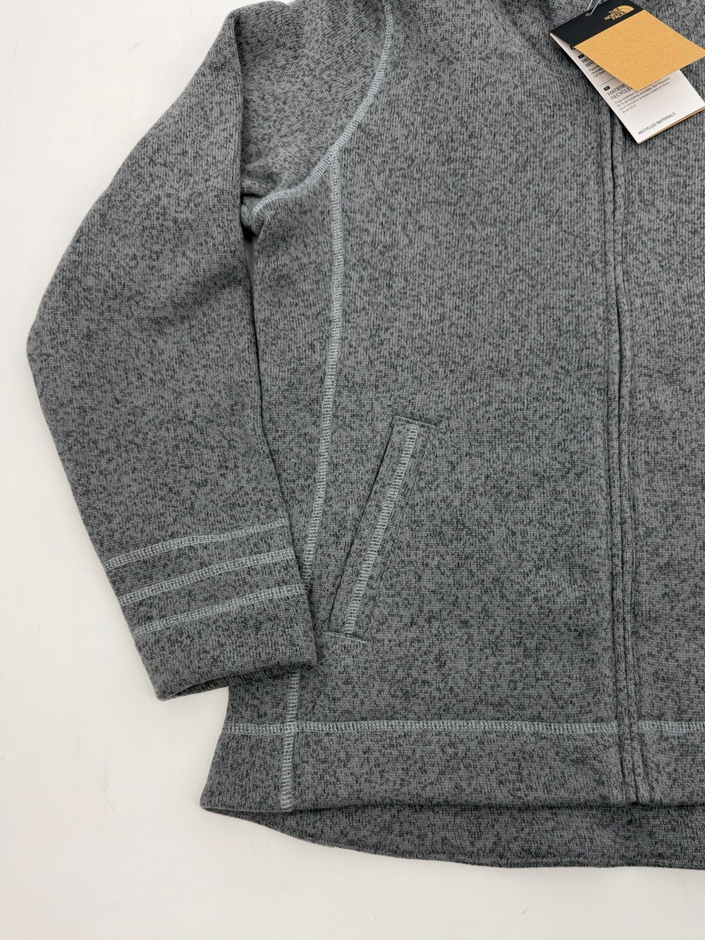 The North Face Women's Sweater Fleece Full Zip Jacket Gray Heather Large NWT - Picture 2 of 13